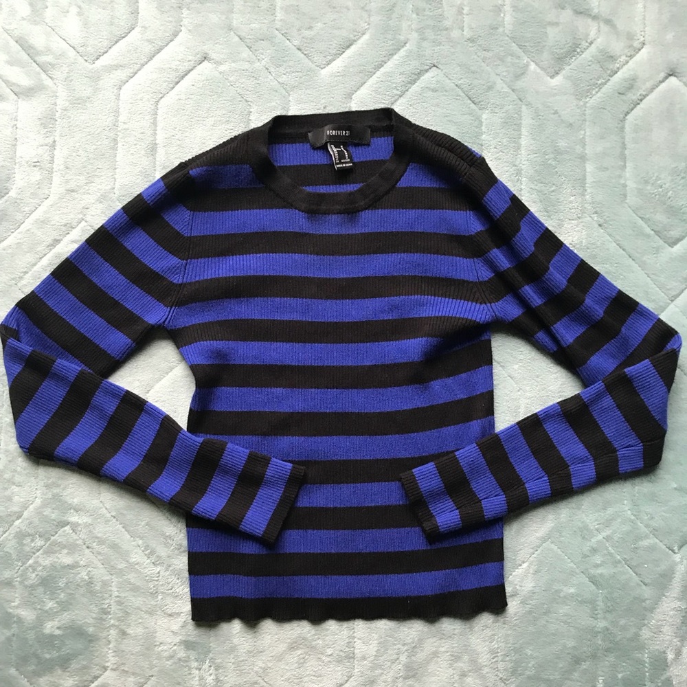 Blue and Black Fitted Long-Sleeve Top